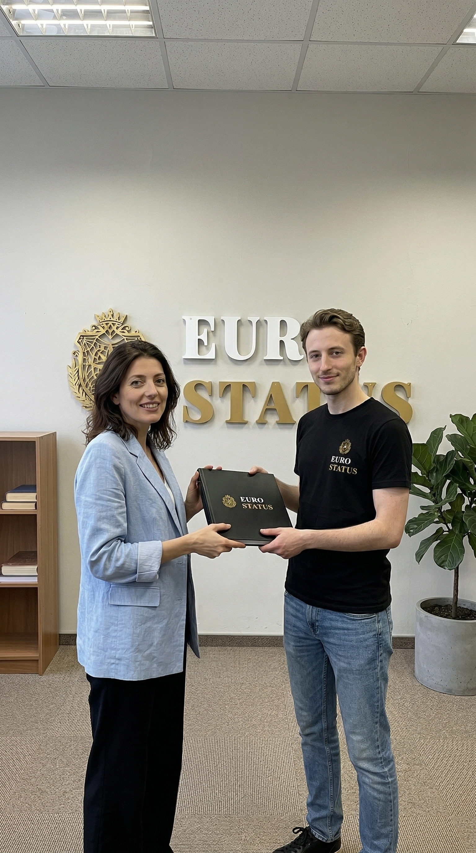 Фото вручения Ольга и дети